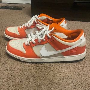 Orange box Nike sb dunk low